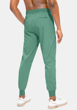 Load image into Gallery viewer, Men&#39;s Lightweight Jogger Pants WorkoutTapered Joggers for Men with Zipper Pockets
